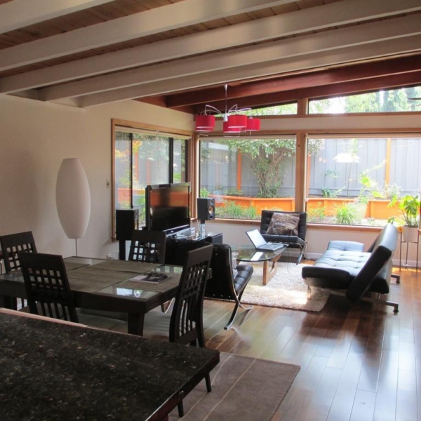 2413 Laura Ln, Mountain View, CA 94043