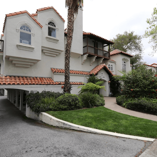 1237 Alma St, Palo Alto, CA 94301