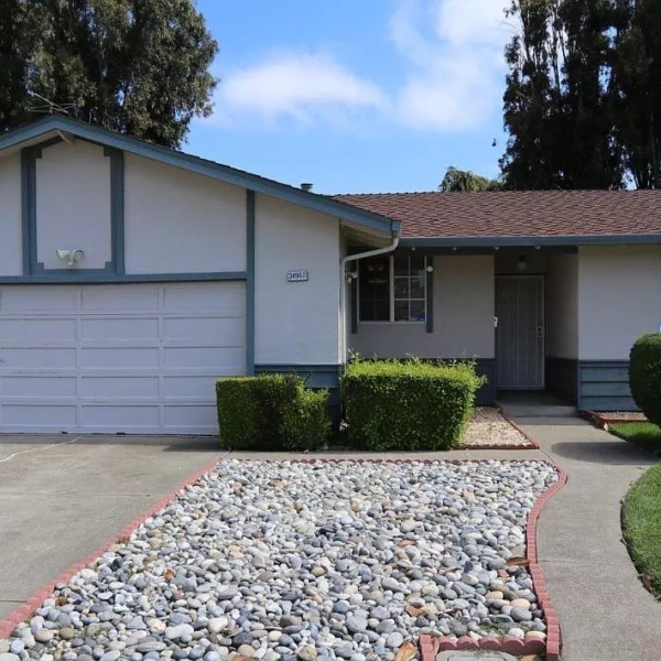 34960 Perry Rd, Union City, CA 94587