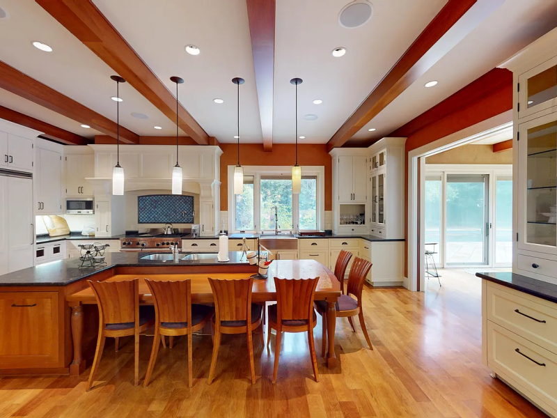 90 Stevenson Ln, Atherton, CA 94027