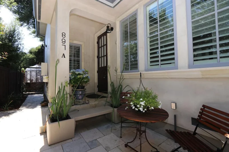 897A Barron Ave, Palo Alto, CA 94306