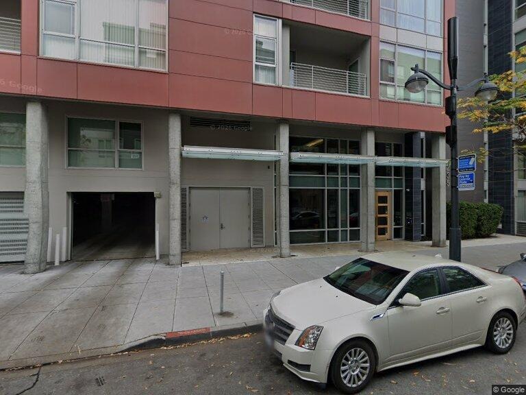 235 Berry St APT 504, San Francisco, CA 94158