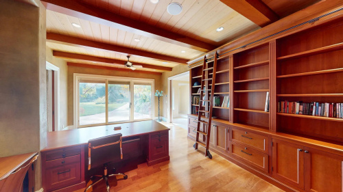 0ab3c3c59dbfbaf25132aee4c3dffeac-uncropped scaled within 1536 1152