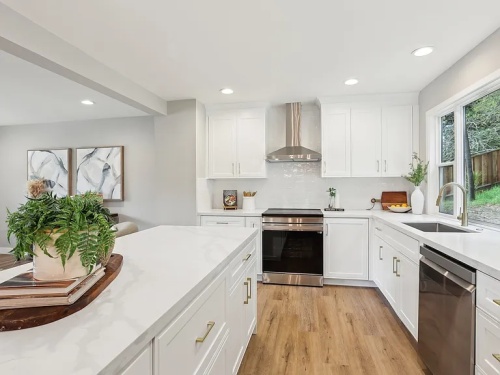 702c898be7d6110943e894a83184be82-cc ft 768