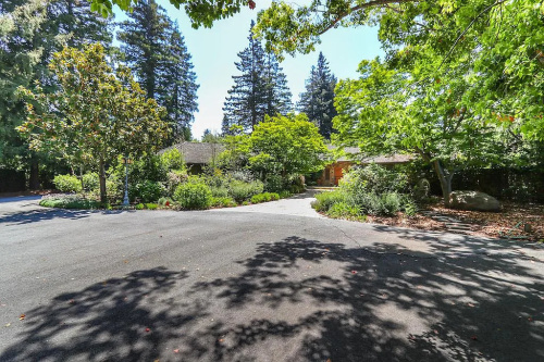 820344c9889da68249567347ac32ce8f-uncropped scaled within 1536 1152