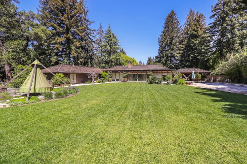 a20e4628fa08d029941f1610a7662f1d-uncropped scaled within 1536 1152