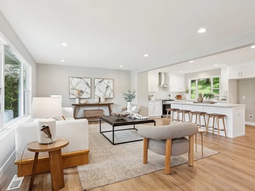 e8ad04ab1f484c1a67af6f355f50f45f-cc ft 768